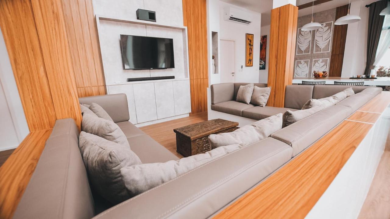 Happy Family Villa Phuket Exterior foto